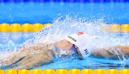 -_夜光潜水：探索神秘海底世界_，夜光珠在水底有诱鱼的作用吗